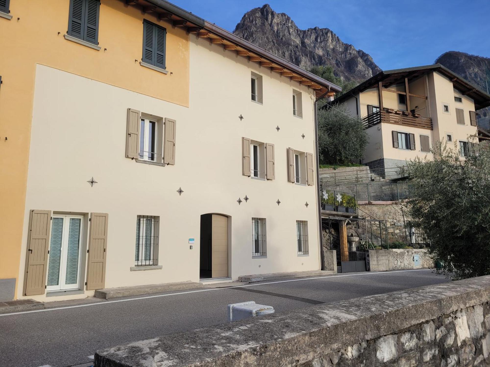 Angelo&Mari Mountain Lake Iseo Hospitality Marone Buitenkant foto